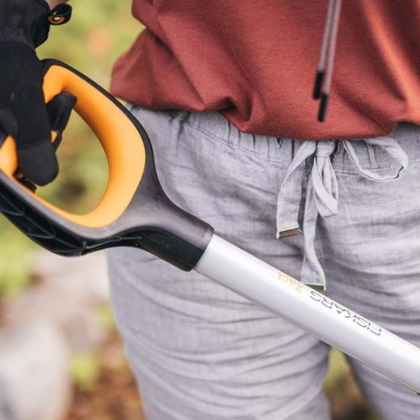 Фото - Лопата Fiskars Xact (1066729)